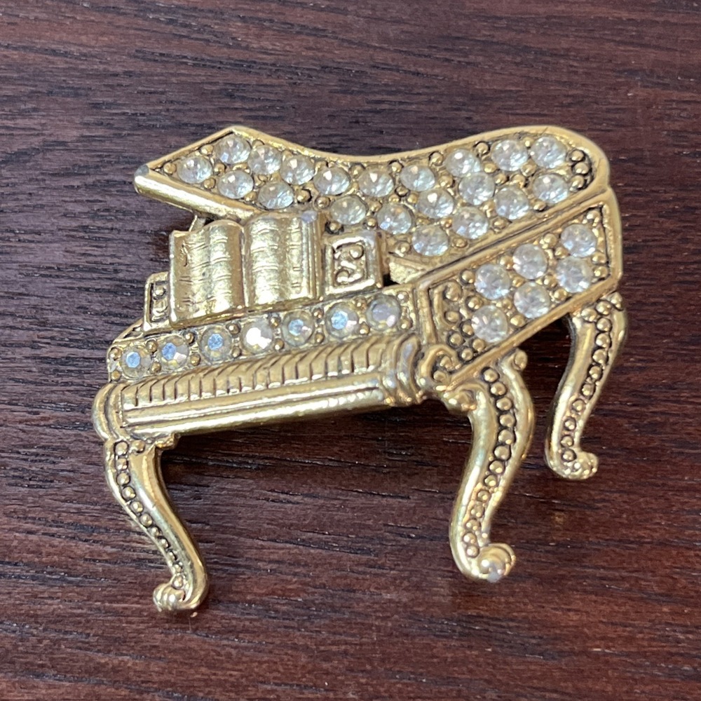 Vintage‎ Danecraft Signed Rhinestone Gold Tone Grand Piano Brooch Musician Gift